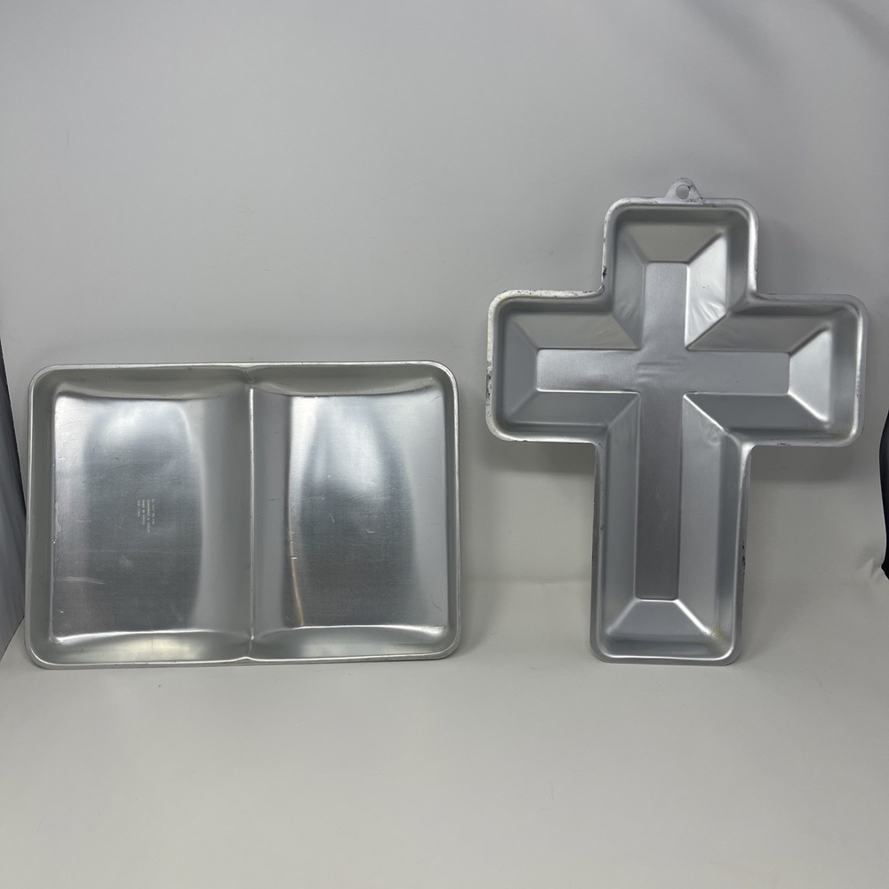 Lot Of 2 Wilton Cake Pans Book Bible And Cross
